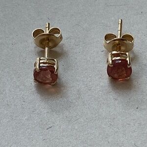 L-16:  Solid 14K YG Spessartite Garnet stud earrings - cushion checkerboard cut